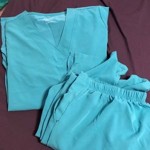 Women’s Teal Jockey Scrub Set Size XL